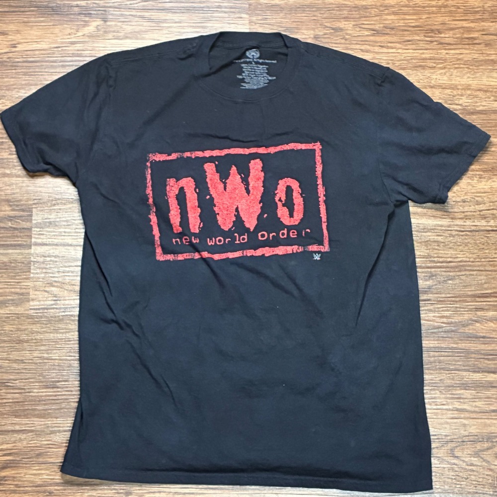 WWE nWo New World Order Wolfpack T-Shirt Men's Large Black Wrestling Graphic Tee